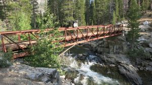 John Muir Trail - Crossing Piute Creek